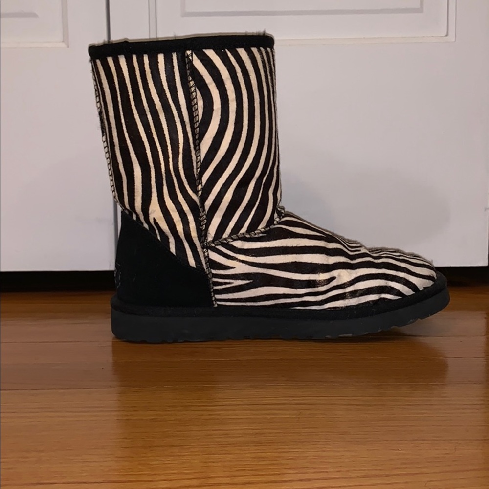 Ugg (Zebra Print) - image 3